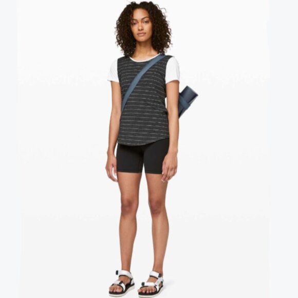 Lululemon Women's Love Crew III Short Sleeved T-Shirt - Picture 1 of 15